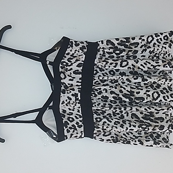 Torrid, babydoll top, sz 1, black & leopard print - Picture 3 of 3